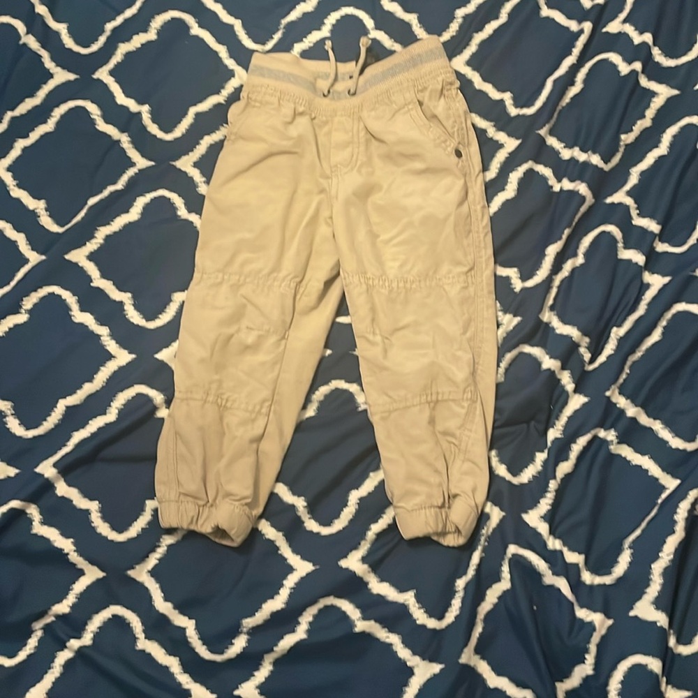2T Khaki pants